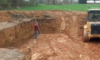 Выкопать котлован под фундамент в Узловой - от 2571 руб. | 2Землекопа-Злв